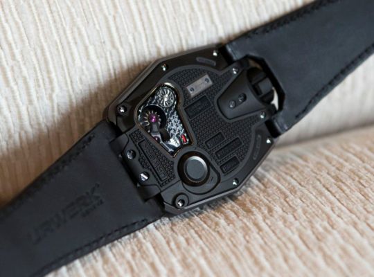 URWERK UR-210 AlTiN