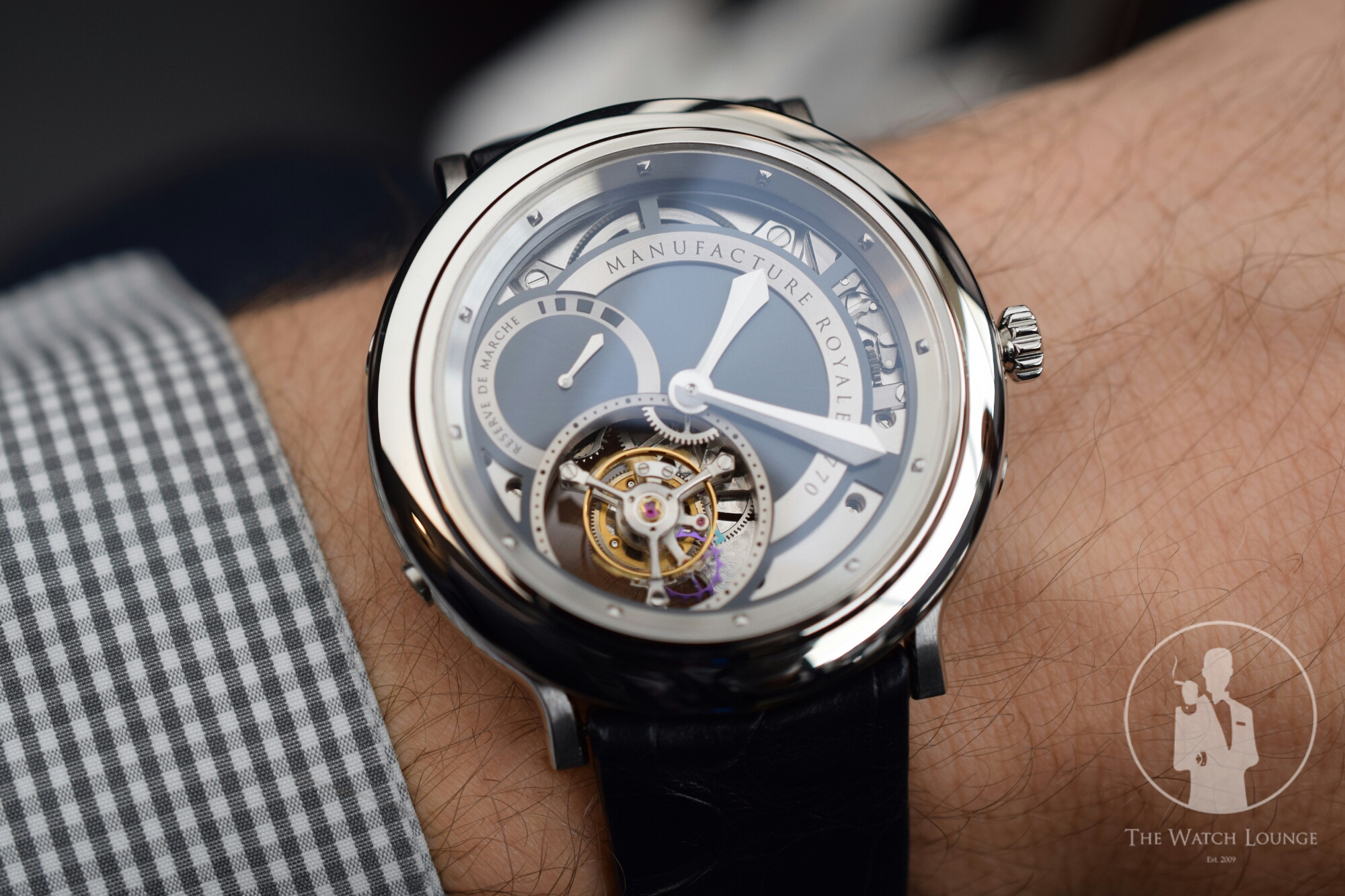 Manufacture Royale 1770 Collection Hands On